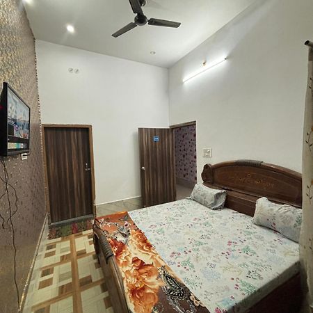 Balaji Homestay Mathura In Vrindavan المظهر الخارجي الصورة